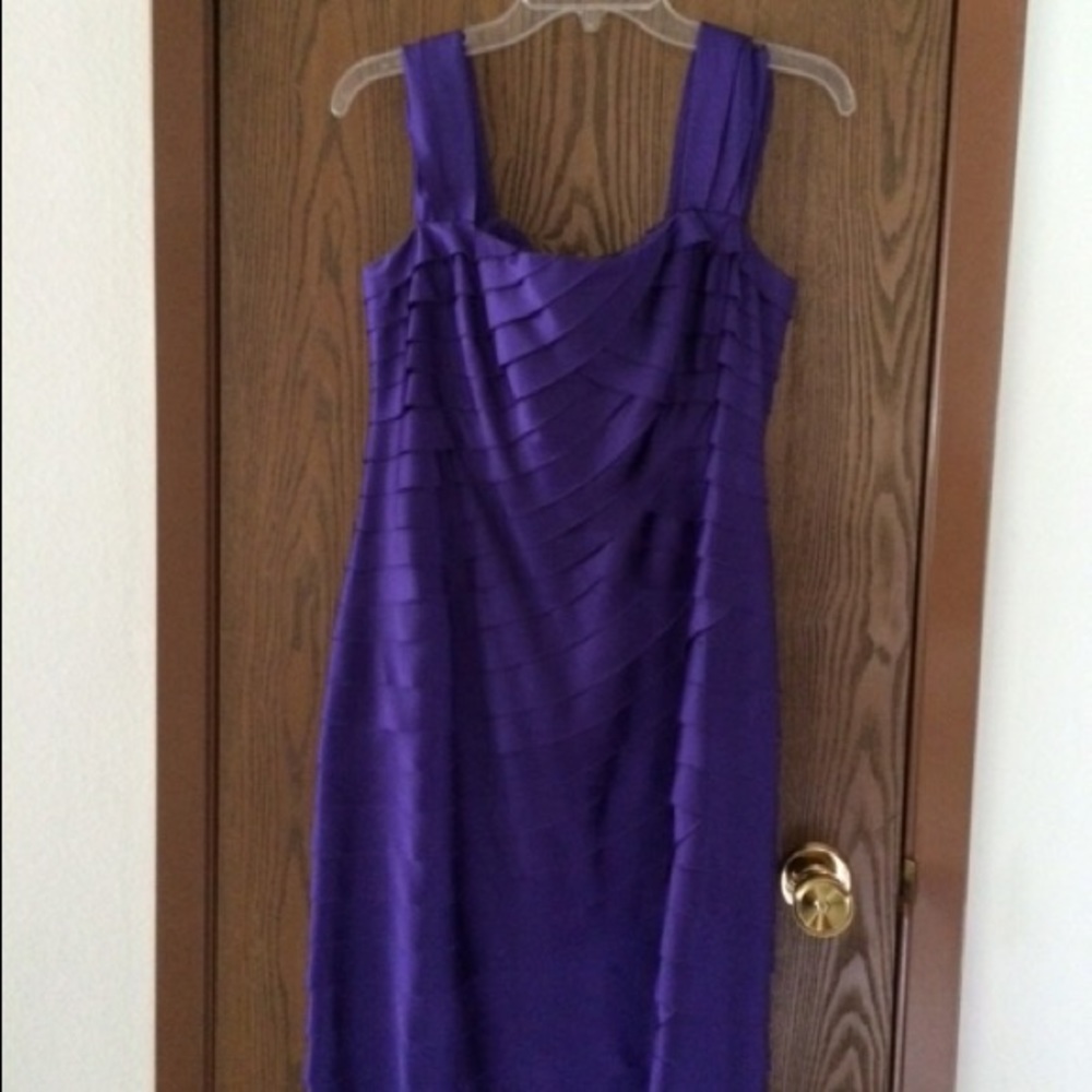 Jones New York cocktail dress.